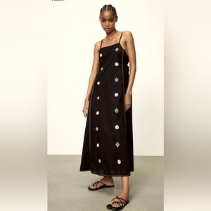 Embroidered cotton maxi black dress